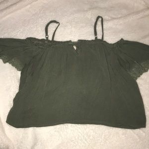 Olive green peasant top💚